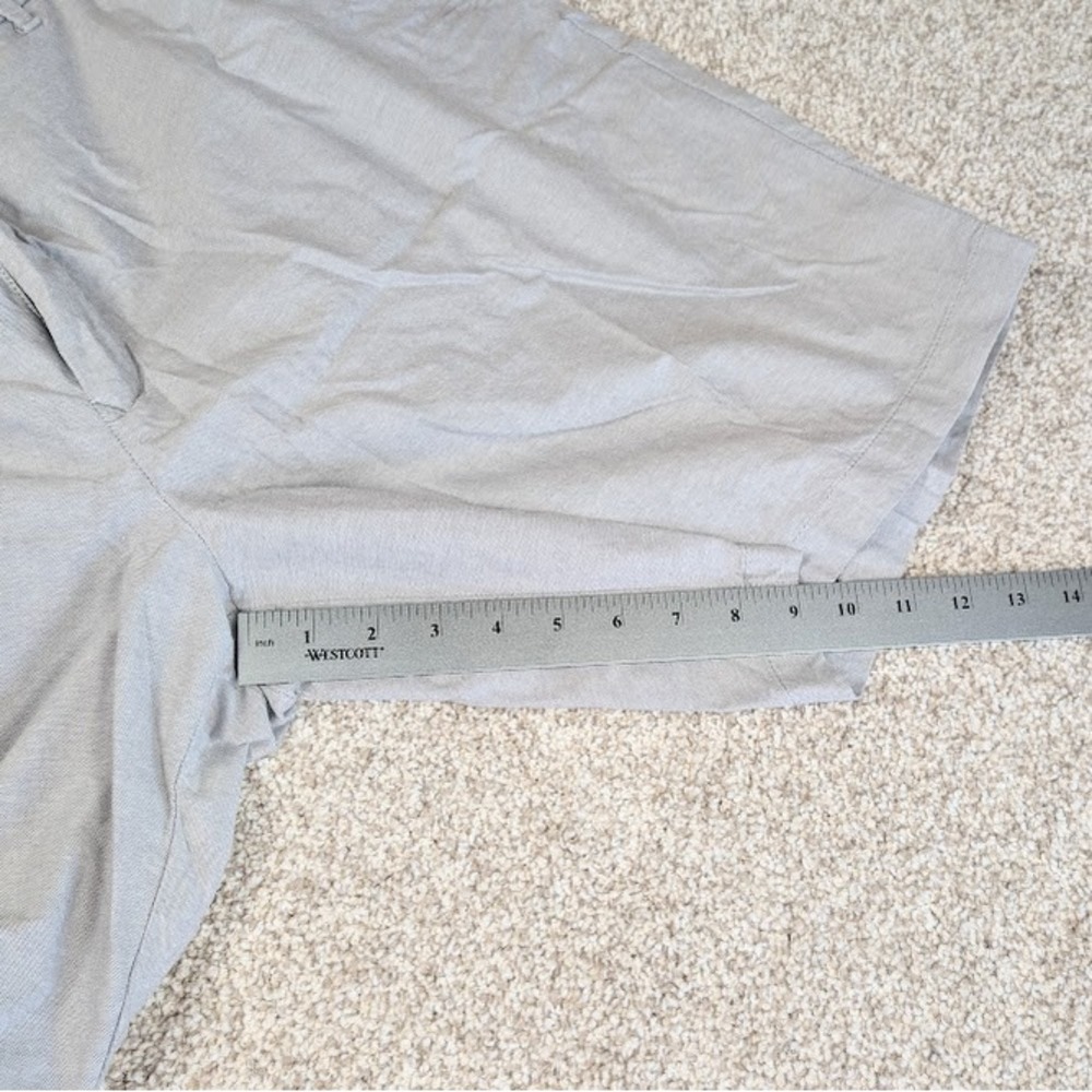 IZOD Men's Gray‎ Textured Flat Front Shorts Size 42 Cotton Blend Casual Summer - Picture 7 of 7